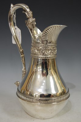 Lot 101 - A Victorian silver claret jug, London 1870,...