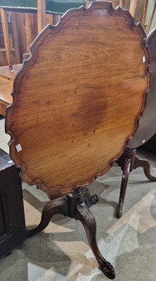 Lot 797 - A 19th century mahogany snap-top occasional...