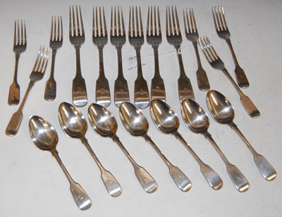 Lot 121 - A Victorian part suite of silver flatware,...