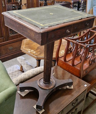 Lot 790 - An early 19th century mahogany pedestal table,...