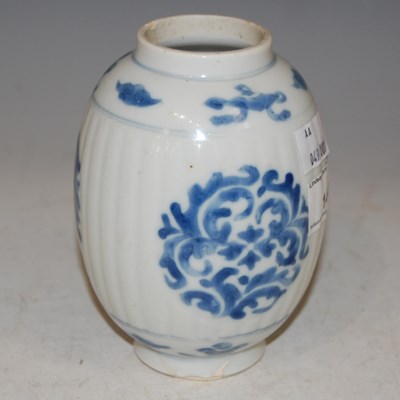 Lot 144 - A Chinese blue and white porcelain jar, Qing...