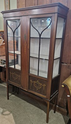 Lot 738 - An Edwardian mahogany and inlaid display...