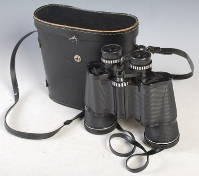 Lot 527 - A cased set of Prinz Lux Extra Light...