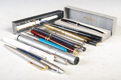 Lot 47 - A collection of assorted pens, various makers.