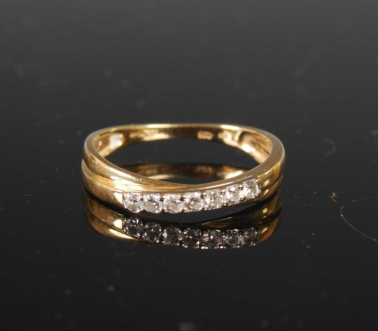 polygon ring | gokstone Images High Quality Grahic Lot 69 - An 18ct gold and diamond seven-stone ring,