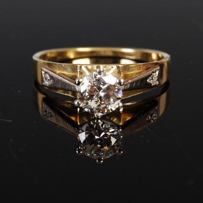 Lot 84B - A yellow and white metal solitaire diamond...