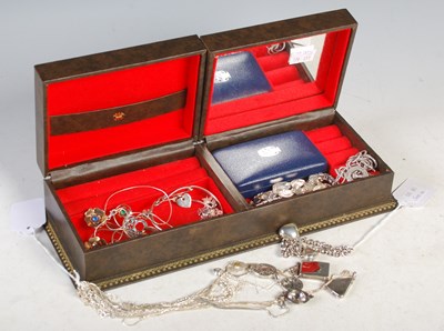 Lot 122 - A box of assorted costume jewellery to include...