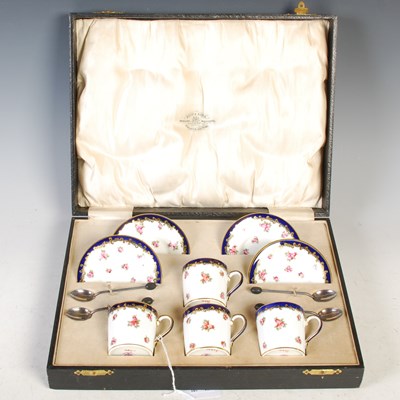 Lot 186 - A cased Crescent China four-piece ceramic...