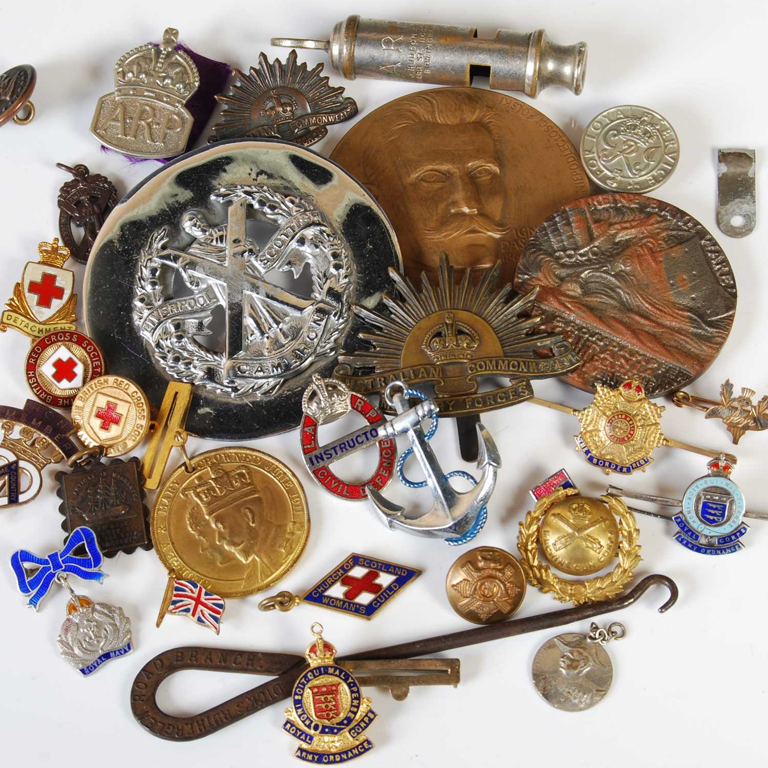 Lot 246 - A collection of assorted commemorative