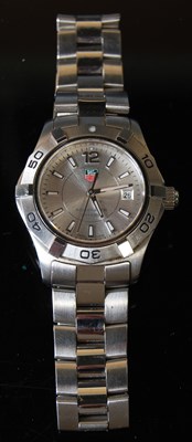 Lot 267 - A ladies Tag Heuer Aqua Racer 300 m stainless...