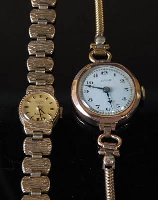 Lot 295 - A vintage ladies Rotary 9ct gold bracelet...