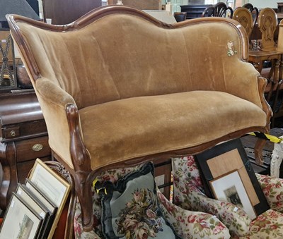 Lot 842 - A late 19th century mahogany framed parlour...