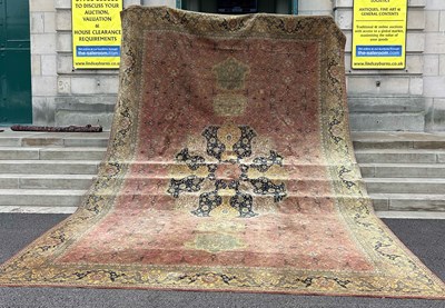 Lot 900 - A large 20th century machine made Persian...