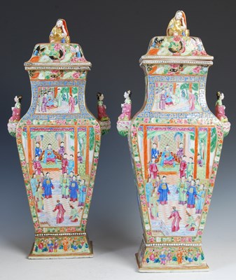 Lot 531 - A pair of Chinese porcelain famille rose...