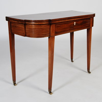 Lot 86 - A 19th century mahogany and boxwood lined fold-...