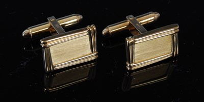 Lot 407 - A pair of 9ct gold cufflinks, rectangular with...