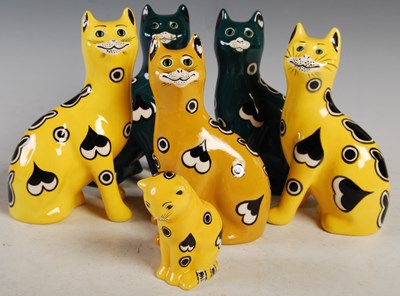 Lot 11 - Six assorted Griselda Hill Wemyss Pottery cats,...