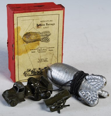 Lot 85 - A vintage W Britain miniature Balloon Barrage...