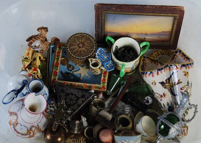 Lot 81 - A collection of assorted ornamental trinkets,...