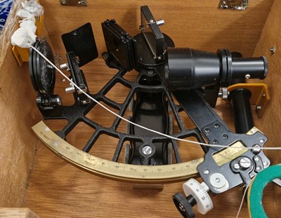 Lot 505 - A Chinese sextant, certificate of examination...
