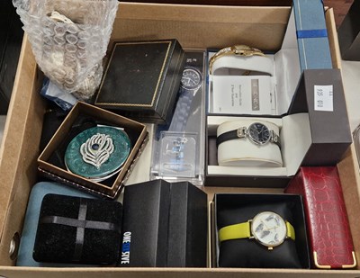 Lot 509 - A box of assorted costume jewellery to include...