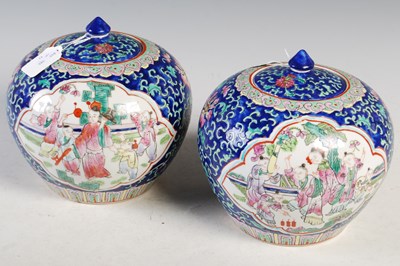 Lot 403 - A pair of decorative Chinese porcelain blue...