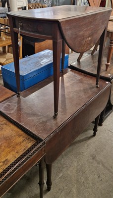 Lot 860 - A George III mahogany Pembroke table, 76 cm...