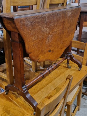 Lot 894 - 19th century mahogany Sutherland table, 93 cm...