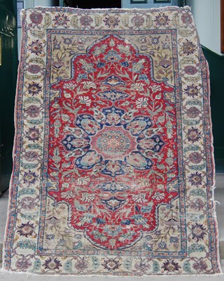 Lot 955 - A late 19th/early 20th century Persian rug,...