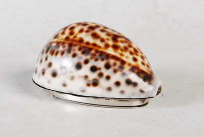 Lot 350 - A late 18th century silver mounted cowrie...