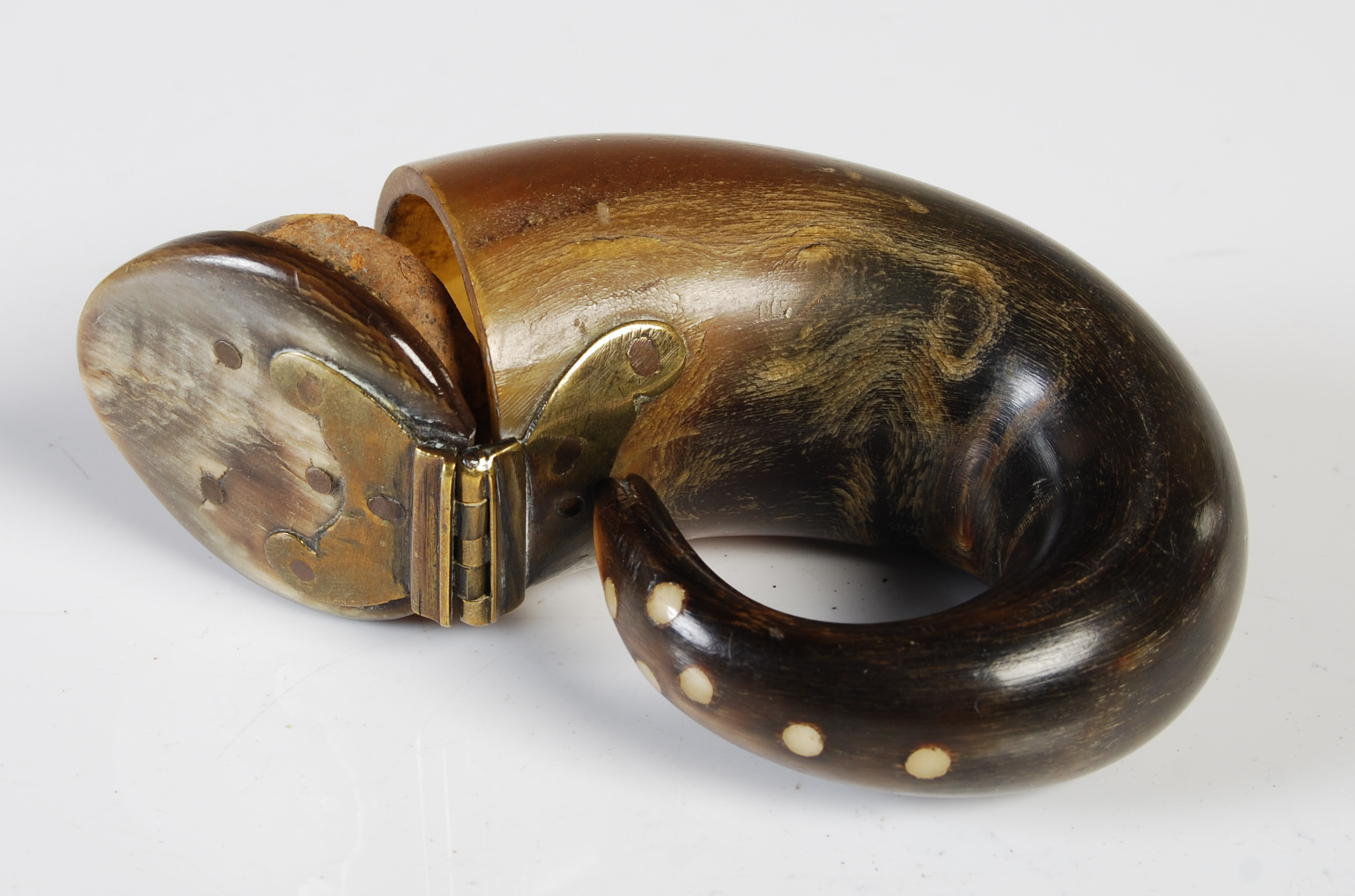 Lot 251 - A Late 18th Century Scottish Curly Horn