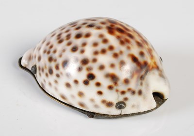 Lot 246 - A mid-18th century cowrie shell snuff box, the...