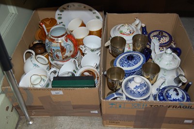 Lot 522 - Two boxes of mixed ceramics, mainly tea ware.