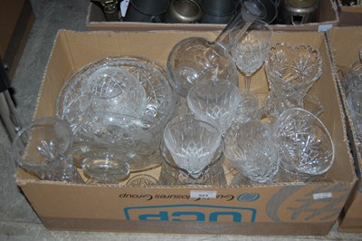 Lot 523 - Two boxes of mixed glassware.