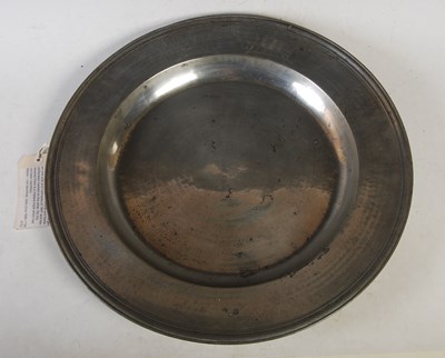 Lot 361 - A good quality late 17th century large pewter...