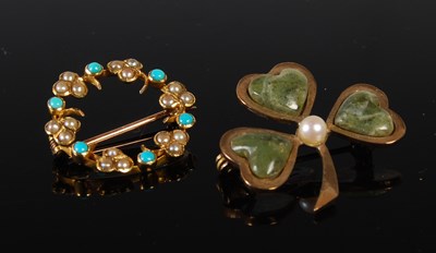 Lot 59 - A 9ct gold mounted green agate and pearl...