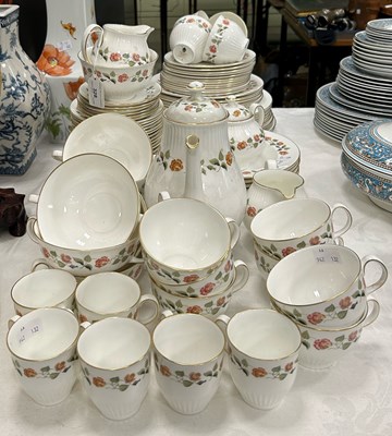 Lot 328 - A Wedgwood India Rose pattern part tea and...