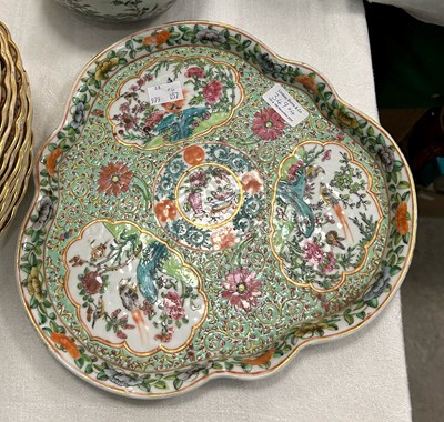 Lot 349 - A collection of Chinese porcelain to include...