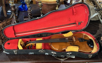 Lot 400 - A late 19th/early 20th century German Viola...