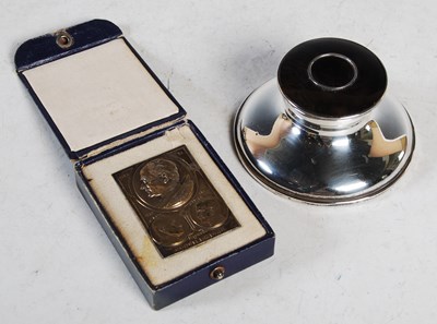 Lot 96 - A London silver circular inkstand, the hinged...