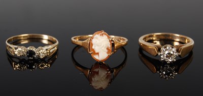 Lot 159 - Three assorted 9ct gold gem set rings, gross...