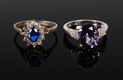 Lot 160 - A 9ct white gold, amethyst and diamond chip...