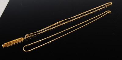 Lot 165 - A yellow metal necklace, stamped '750', 5grams;...