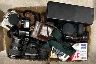 Lot 464 - Box - assorted vintage and more modern cameras;...