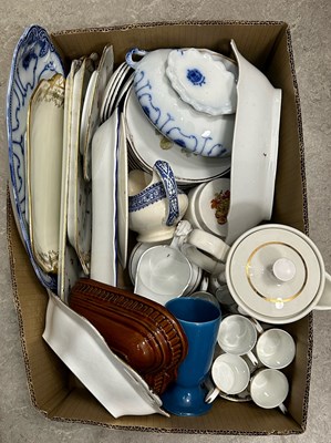 Lot 468 - Three boxes - assorted ceramics.