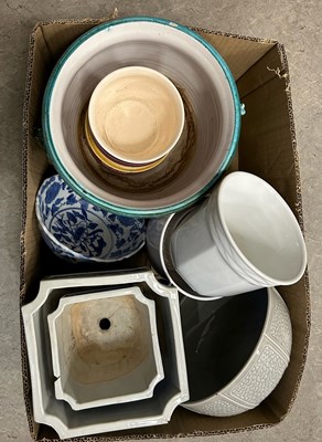 Lot 474 - Three boxes - assorted ceramics.