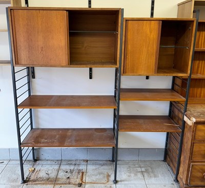 Lot 567 - A Ladderax shelving unit, with four various...