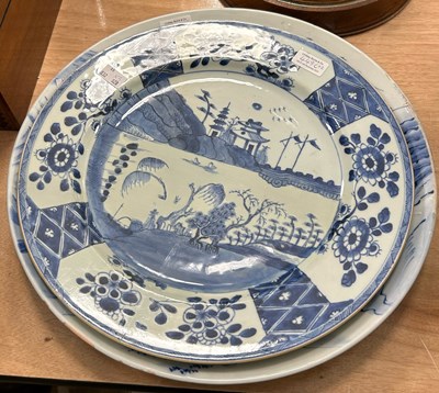 Lot 449C - A Chinese blue and white porcelain charger,...