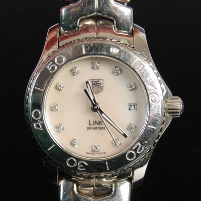 Lot 635 - A ladies Tag Heuer Link 200m stainless steel...