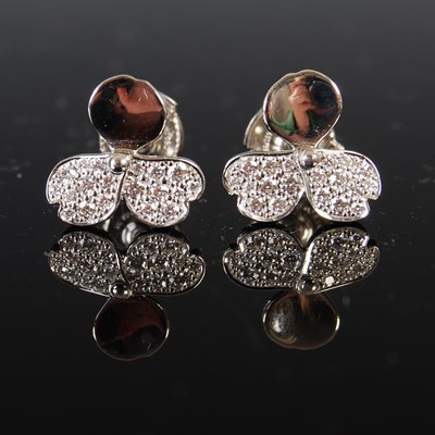 Lot 681 - Tiffany & Co., a pair of platinum and diamond...